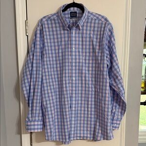 Eagle Shirtmakers light blue, pink, and white dress shirt